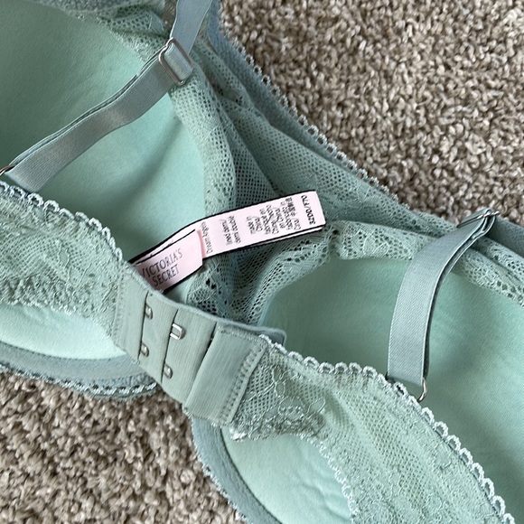 Victoria’s Secret Dream Angels Lined Demi Sage - Picture 3 of 6